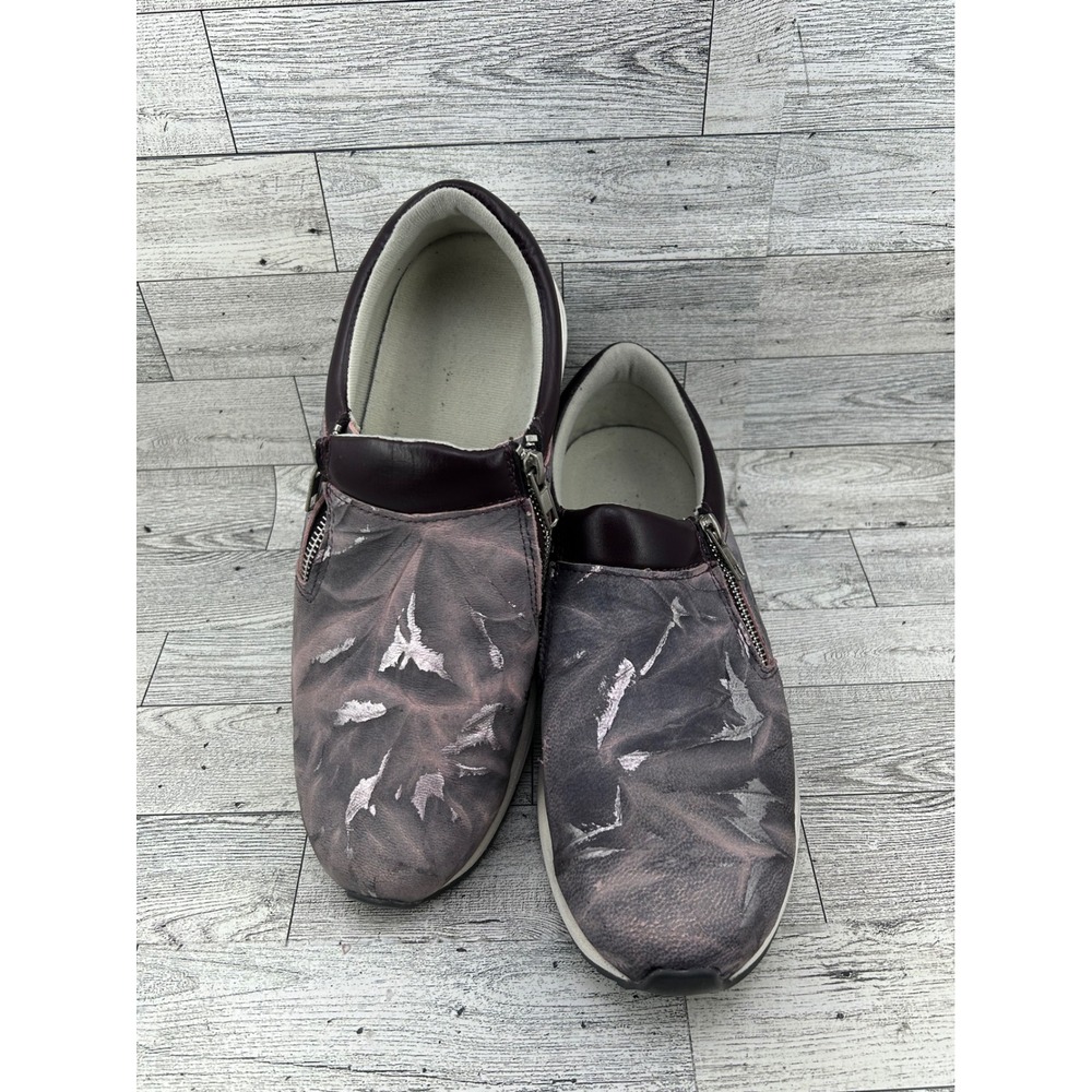 Spring Step Activate Icey Purple Leather Metallic Leaf Zip Loafers Women Sz 9.5M